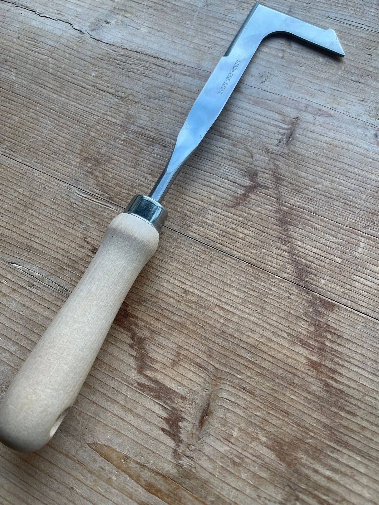 Crack & Crevice Weeding Tool - The Weeder for Cracks (L Weeder)
