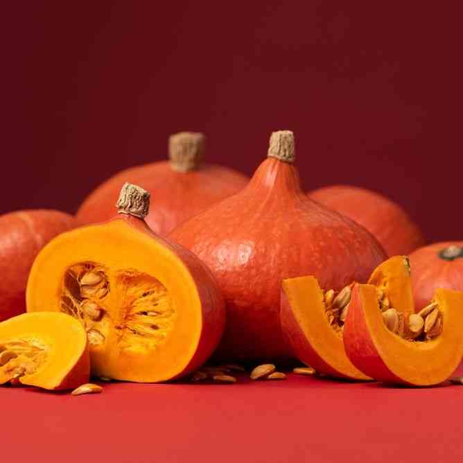 Japanese Red Kuri (Uchiki Kuri) Winter squash Seeds