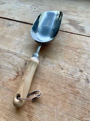 Garden Hand Scoop - Stainless and Hardwood